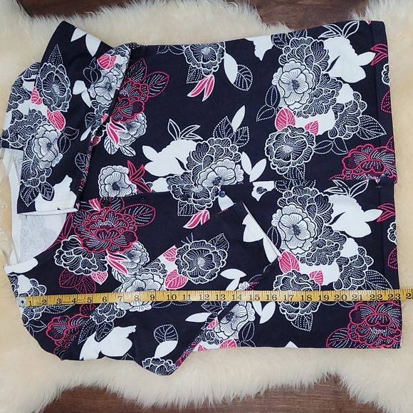 TALBOTS | Navy Floral 3/4 Sleeve Button Up Cotton Sweater - Size Med Petite - Picture 7 of 7